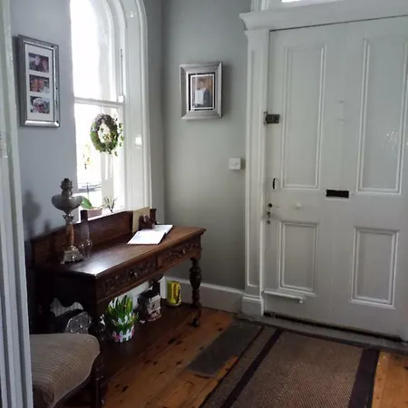The Old Rectory 2* Trim
